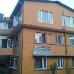 शनिबार भएको सहमतिबाट असन्तुष्ट नर्सहरुको समूहद्धारा नर्सिङ संघको कार्यालय घेराउ