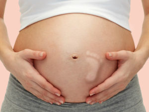 गर्भावस्थामा पेटको बच्चा चल्दा बुझ्नु पर्ने ७ कुराहरु