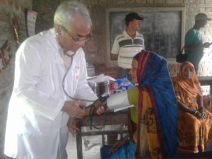 एक हजार १ सयको उपचार गरि तिलाठीबाट फर्कियो डा. रिजालको टोली