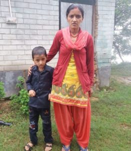 मुटुरोगी छोरा बचाइदिन आमाको हारगुहार