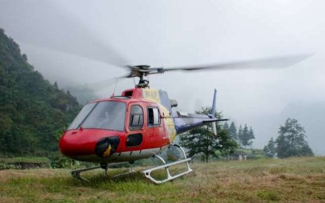 ज्यान जोखिममा रहेका गर्भवतीको हेलिकप्टरबाट उद्धार हुने