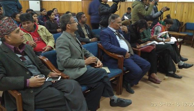 डीन प्राडा अग्रवालको राजिनामा माग्दै संघर्ष समितिले दियो परीक्षा बहिस्कारको चेतावनी