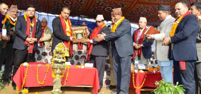 औषधि अभाव हुन नदिन स्वास्थ्यमन्त्री थापाको निर्देशन
