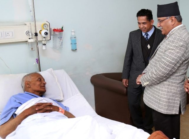 प्रधानमन्त्रीद्वारा नेता सिंहको स्वास्थ्यअवस्थाबारे जानकारी