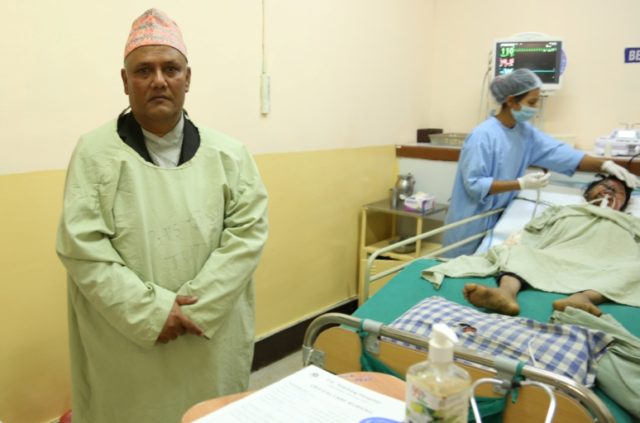 सँगै जिउने कसम तोडी आगो झोँस्न थालेपछि….