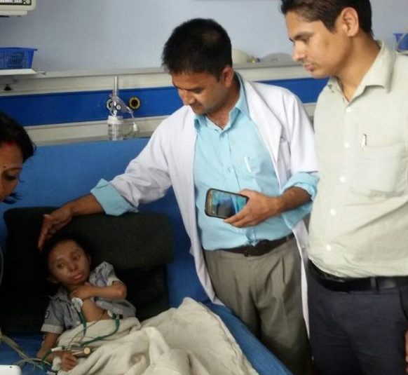 विश्वकै होँचा खगेन्द्र गम्भीर बिरामी, आईसियुमा उपचार हुँदै