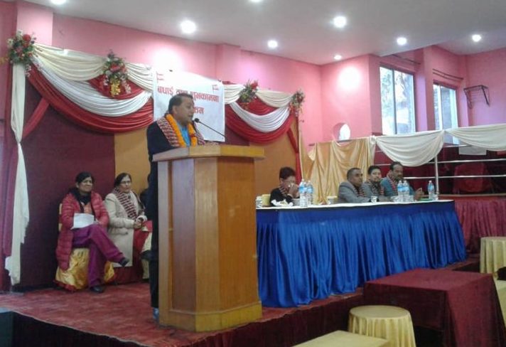 पूर्व स्वास्थ्य मन्त्री गगन थापाले गरे स्वास्थ्यकर्मीको प्रशंसा