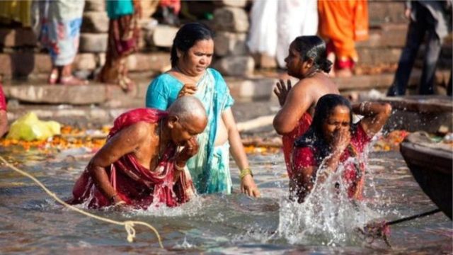 गंगाको पानी किन कहिल्यै बिग्रिदैन ? विज्ञ भन्छन्, ‘खास कारण भाइरस हो’