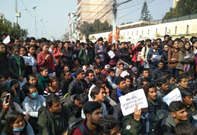अतिरिक्त शुल्क विरुद्धको विद्यार्थीहरुको आन्दोलनमा एलायन्स र सोसाइटीको समर्थन