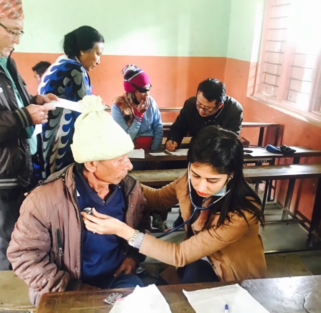 बुटवलमा आठ सय जेष्ठ नागरिकको नि:शुल्क स्वास्थ्य परीक्षण