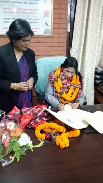 नवनियुक्त स्वास्थ्य राज्य मन्त्री अर्यालले गरिन पदबहाली