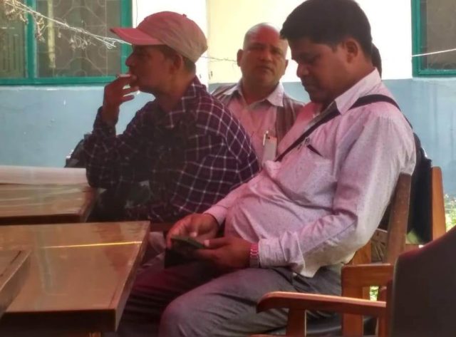 सिंहदरबार भित्रका चमेनागृह चुरोट सेवनकर्ताको अखडा