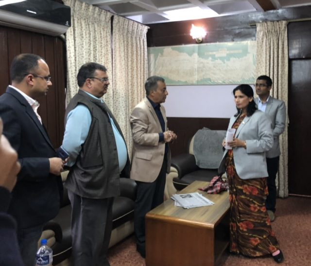 ‘औषधि आयातमै निषेध ? स्वीकार्य हुँदैन’ : औषधि व्यवसायी संघ