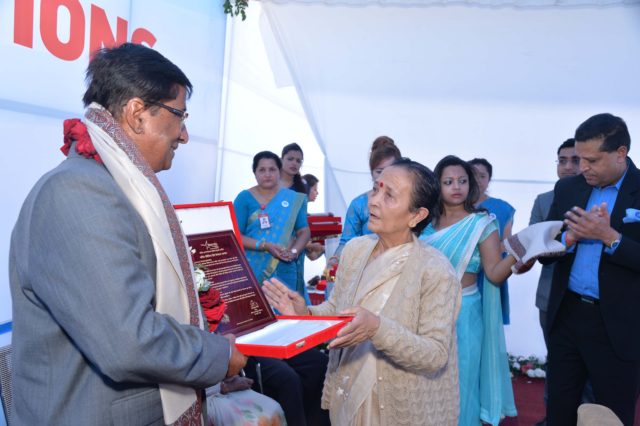 रजत महोत्सवको अवसरमा नर्भिकद्धारा १४ वरिष्ठ चिकित्सक अभिनन्दित