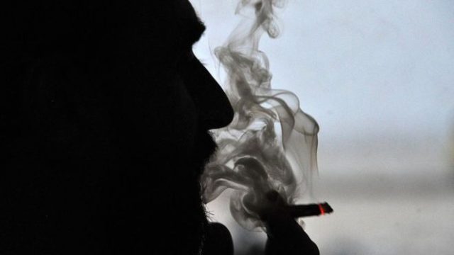 चुरोटबाट ५६ रोगको जोखिम : अनुसन्धान