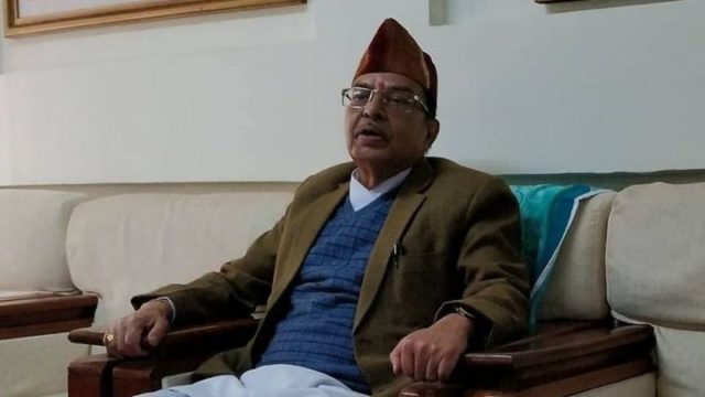 इजलासमै सूर्ति सेवन गरेको भन्दै कामु प्रधानन्यायाधीश विरुद्ध उजुरी