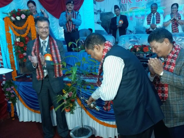 वीर अस्पतालको सेवाबारे उपप्रधानमन्त्रीले पोखे दुई गुनासा