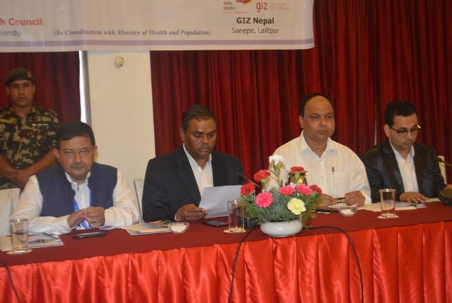 क्यान्सरका बिरामी खोजी गर्दै स्वास्थ्य अनुसन्धान परिषद्