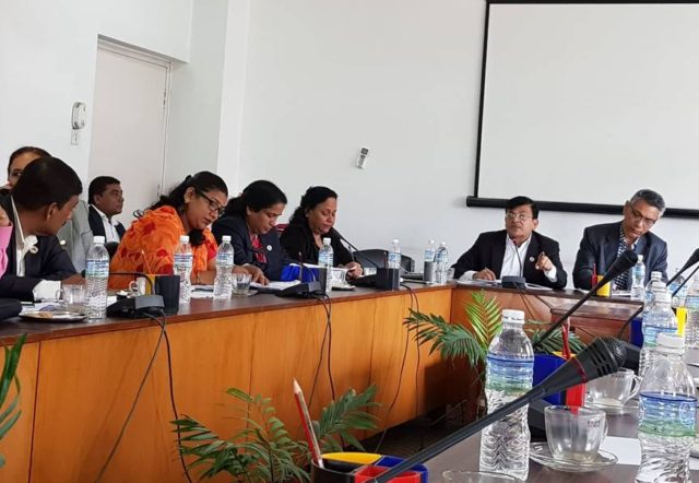 चिकित्सा शिक्षाको बारेमा छलफल गर्न डा. केसीलाई नै बोलाउने संसदीय समितिको निर्णय