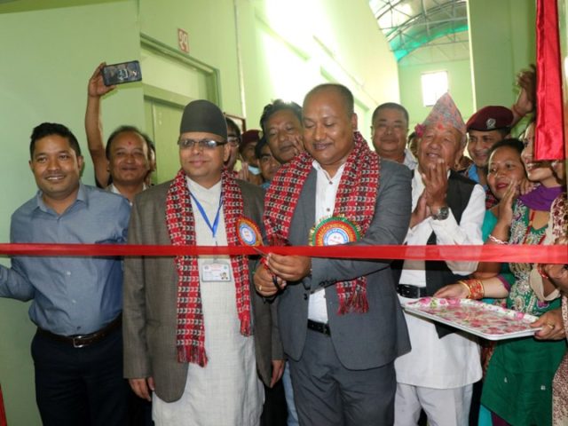 कोरिया अस्पतालको औषधि बिक्री कक्ष उद्घाटन