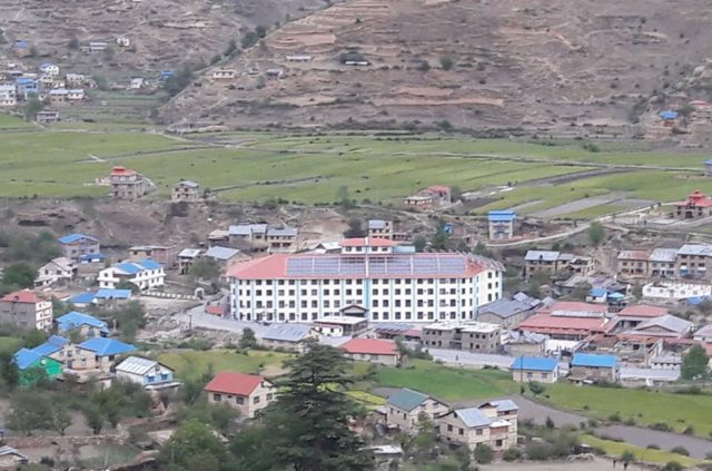 सुगम क्षेत्र छाडेर चिकित्सा शिक्षा पढ्न जुम्ला रोज्दै विद्यार्थी