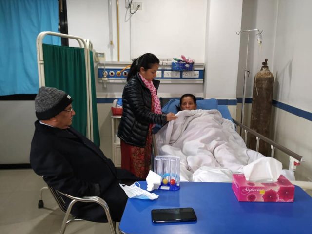 प्रचण्ड पत्नी सीता दाहालको स्वास्थ्यमा सुधार, आजै डिस्चार्ज हुनसक्ने