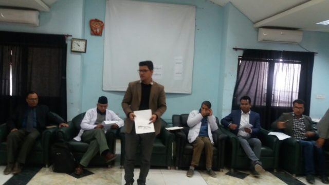 समायोजन प्रक्रियाको विरोधमा सरकारी डाक्टर सामुहिक विदामा
