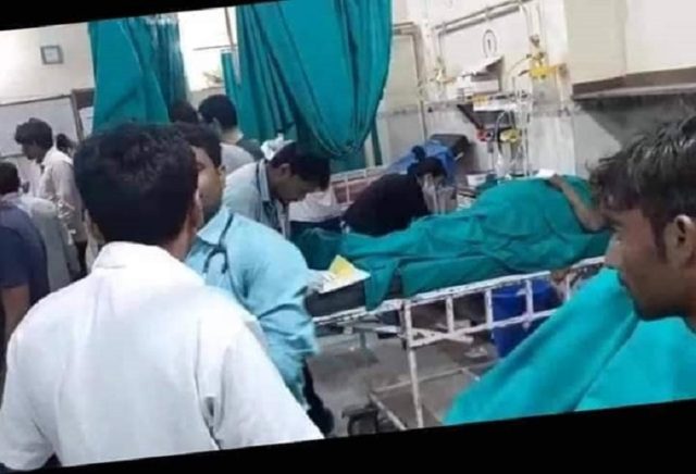 एक्कासी आएको हावाहुरीबाट बारा र पर्सामा गरी २९ जनाको मृत्यु, सयौँ घाइते, उद्धार जारी