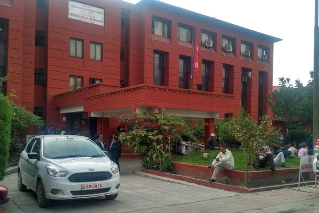 समायोजनमा परेकामध्ये ५० प्रतिशत स्वास्थ्यकर्मीको गुनासो ?