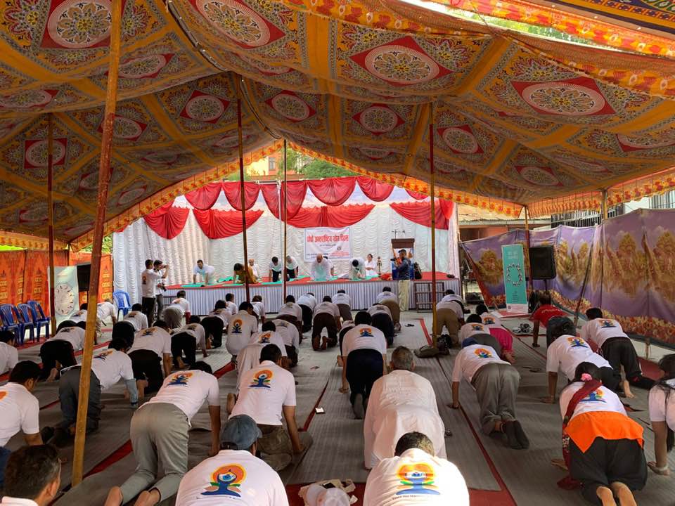 स्वास्थ्य मन्त्रालयमा यसरी मनाइयो योग दिवस – फोटो फिचर