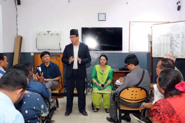 भक्तपुर क्यान्सर अस्पतालमा अनियमितताको आरोपसहित ज्ञापनपत्र