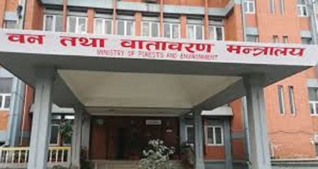 मापदण्ड पालना नगरेको भन्दै अस्पताल र उद्योगमाथि कारवाही