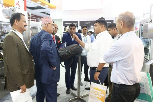 हैदरबादको फार्मा तथा ल्याव एक्स्पो अवलोकन गरी फर्कियो नेपाली टोली