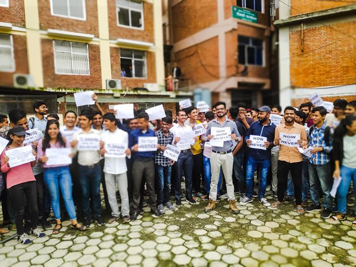 संघर्ष समितिद्धारा आईओएम डीन कार्यालय र परीक्षा शाखामा तालावन्दी