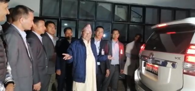 ग्राण्डी अस्पतालबाट डिस्चार्ज भए प्रधानमन्त्री ओली