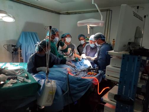 कर्णाली स्वास्थ्य विज्ञान प्रतिष्ठानमा शुरु भयो आरथ्रोस्कोपी शल्यक्रिया