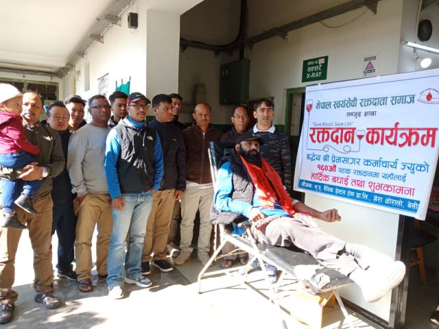 प्रेमसागर कर्माचार्यको १६० औँ पटक रक्तदान