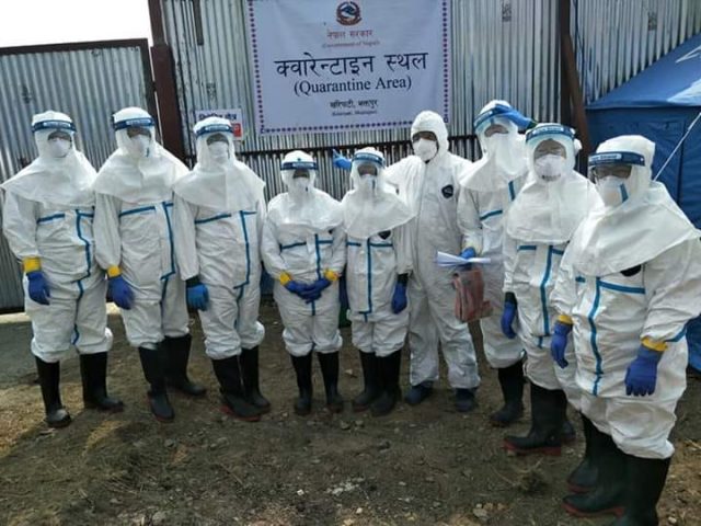खरिपाटी क्वारेन्टाइनमा रहेका १७५ जनाको ‘थ्रोट स्वाब’ परीक्षणका लागि प्रयोगशालामा