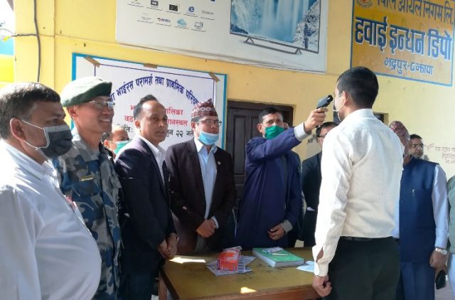 भद्रपुर विमानस्थलमा कोरोना ‘हेल्थ डेस्क’ स्थापना
