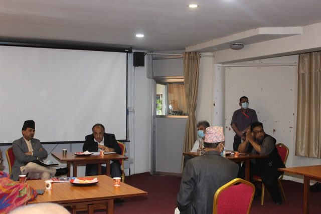 कोरोनाको बढदो संक्रमण र लकडाउन घटाउन विज्ञले दिए ६ सुझाव