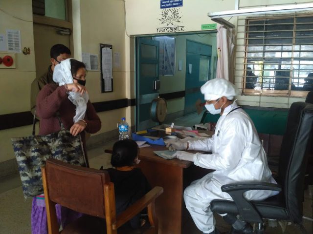 अब स्वास्थ्यकर्मीलाई सुरक्षा सामग्रीसंगै आवश्यक परे सुरक्षाकर्मी पनि