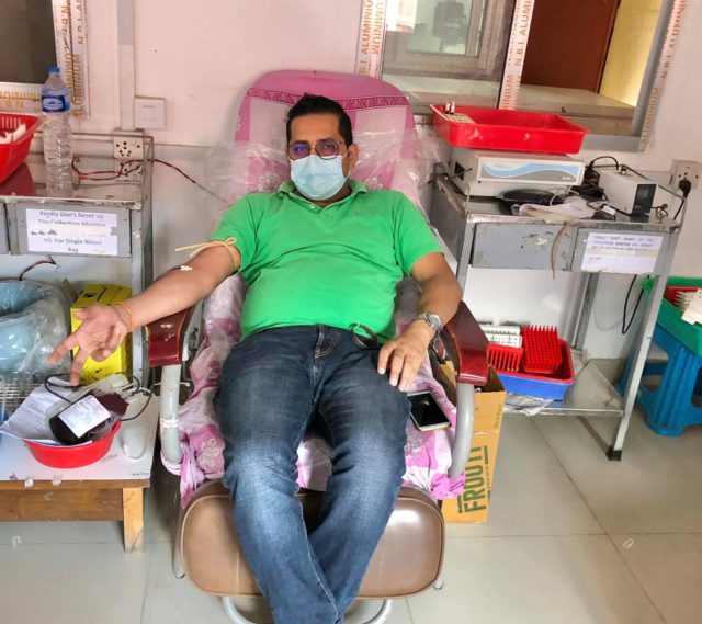 कोरोना मुक्त भएका एपोन उपाध्यक्ष बराल गरे प्लाज्मा दान