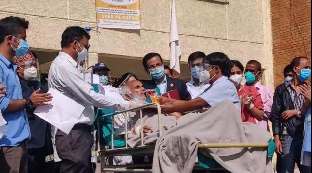 डा. केसीले अनसन तोडे