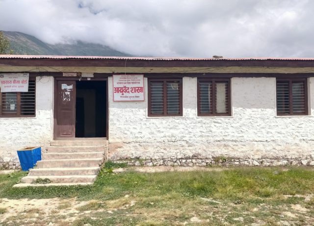 हुम्लामा बाथरोगका बिरामीलाई आयुर्वेदिक पद्धतीबाट सेवा दिइदै