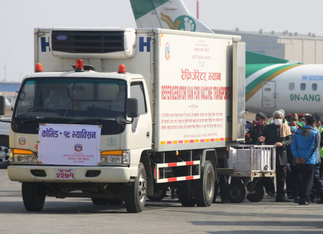 नेपालले खरीद गरेकोमध्ये १० लाख डोज कोभिसिल्ड खोप आज आउँदै