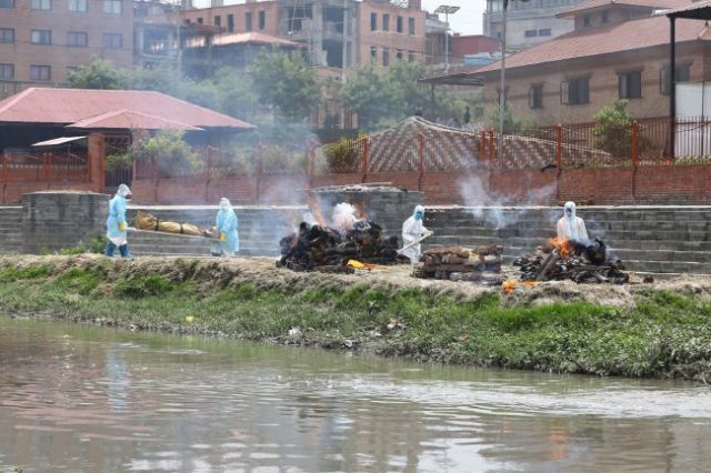 नेपालमा कोरोना संक्रमणबाट एकै दिन ५५ जनाको मृत्यु