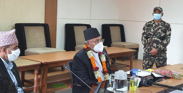 ‘नो भ्याक्सिन-नो भोटको तँगारो हटाउने छु’ : स्वास्थ्य मन्त्री श्रेष्ठ