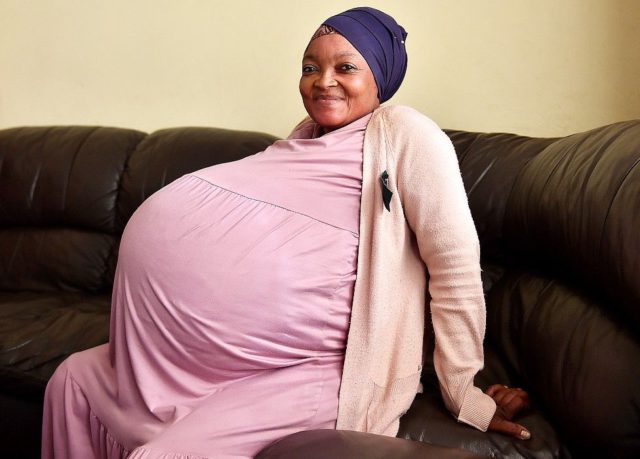 दक्षिण अफ्रिकामा एक महिलाले एकै पटक १० सन्तान जन्माईन्