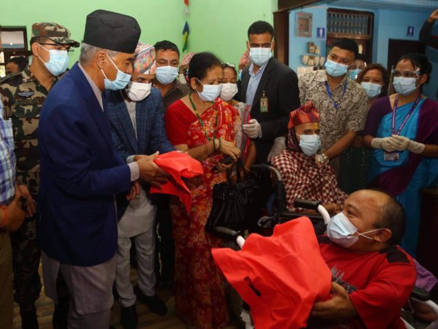 मेरो सरकारको प्राथमिकता सबैलाई कोरोनाबिरुद्धको खोप : प्रधानमन्त्री देउवा