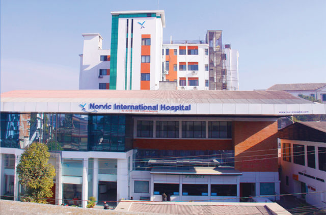 श्वासनलीमा इमलीको दाना अड्किएर गम्भीर भएका बालकको नर्भिकमा सफल शल्यक्रिया